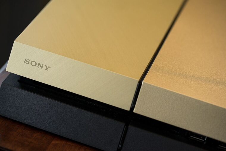 PS4 Leaks Price Drop to 250 and PS4 Gold Edition